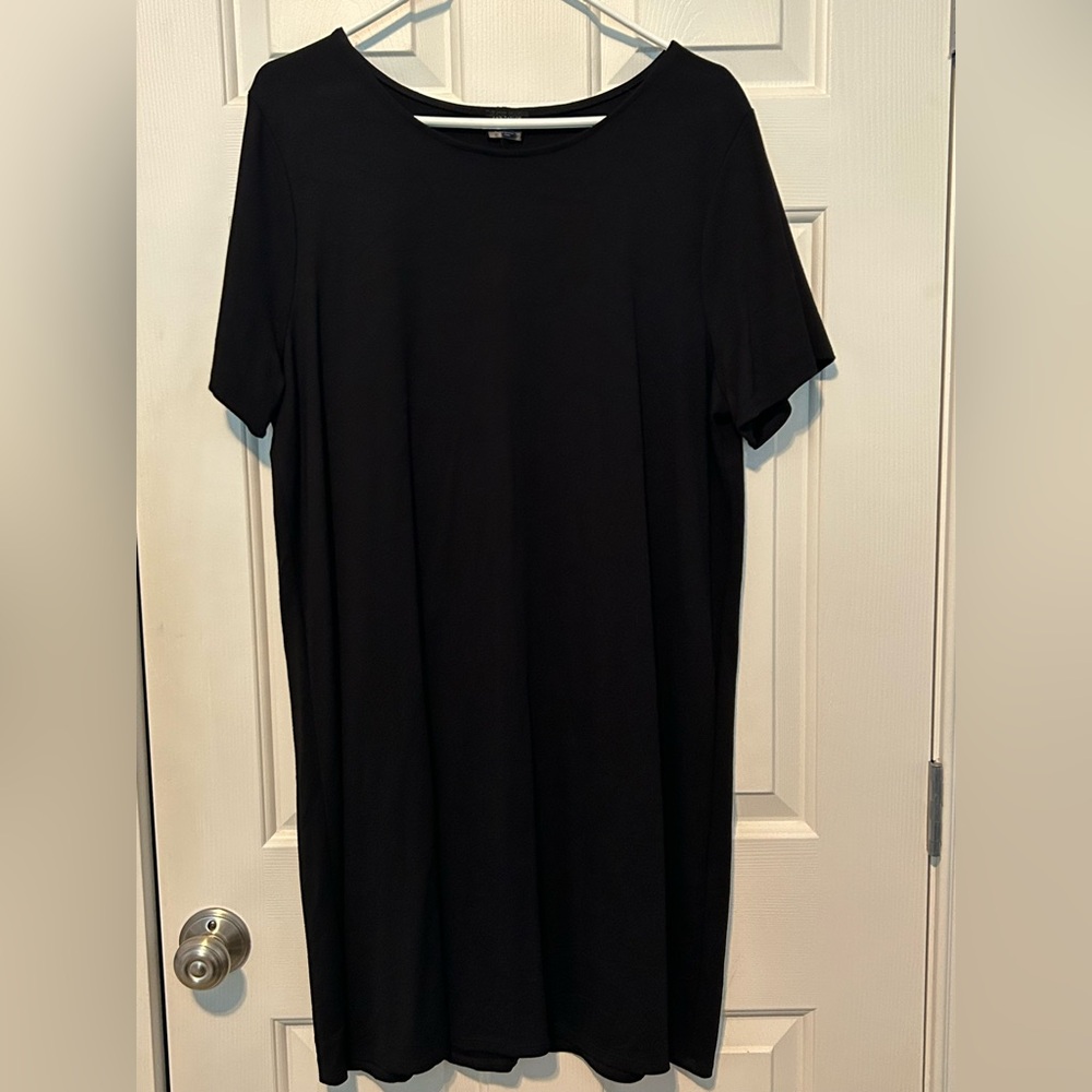 Ann Taylor little black dress